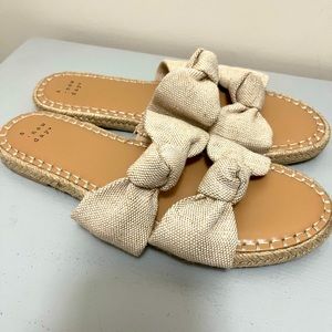 Universal Thread Canvas Bow Espadrille Size 9